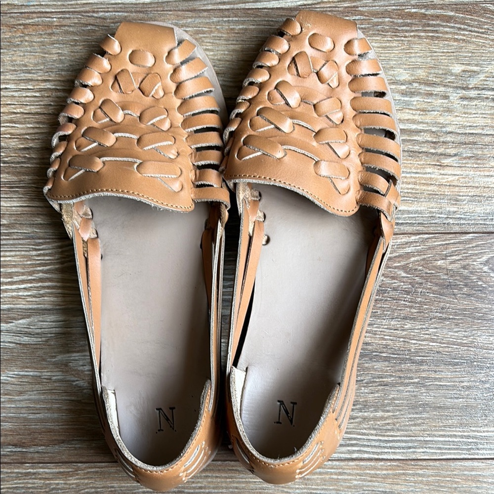 Nisolo 7.5 Women's Tan Leather Slip-On Shoes